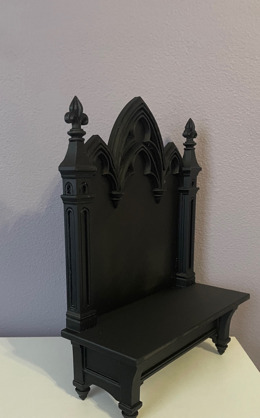Gothic Cathedral Mini Shelf – Dark Altar Display for Jewelry, Crystals, or Witchy Decor – Black 3D Printed Occult Shelf