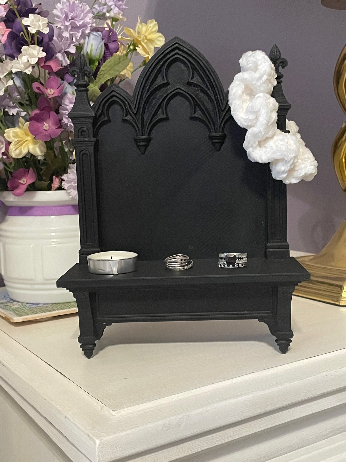 Gothic Cathedral Mini Shelf – Dark Altar Display for Jewelry, Crystals, or Witchy Decor – Black 3D Printed Occult Shelf