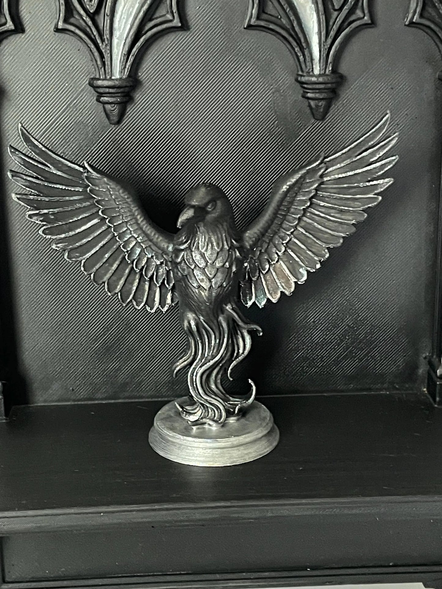Mystery Familiar Box – Blind-Chosen Owl/Raven/Wolf/Fox/Cat + Altar Cloth, Candle & Protection Spell Jar